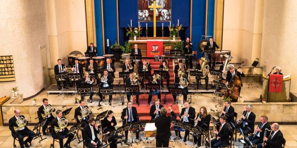 Titelmotiv – Konzert in der Bethanienkirche mit der Sächsischen Bläserphilharmonie