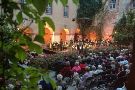 orig_643d0df9f02a43.60984949 | Sächsische Bläserphilharmonie - Broadway Night